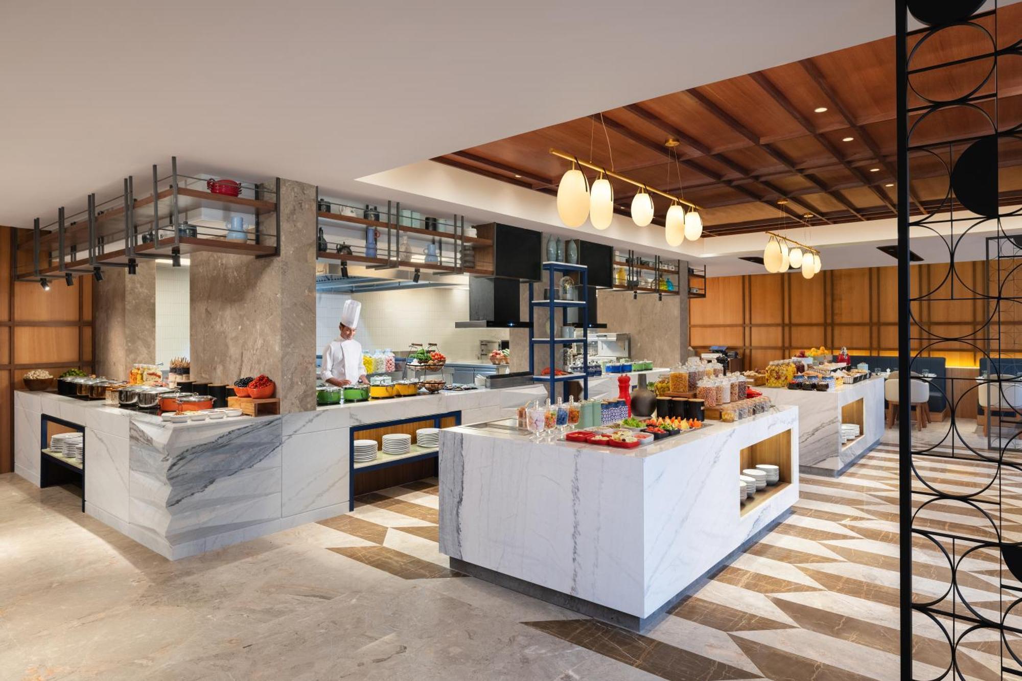 Hotel Courtyard By Marriott Goa Colva Extérieur photo