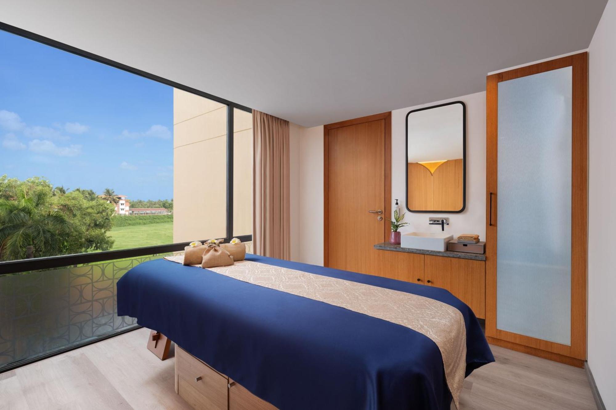 Hotel Courtyard By Marriott Goa Colva Extérieur photo