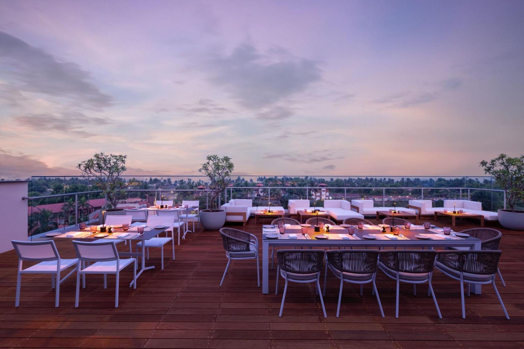 Hotel Courtyard By Marriott Goa Colva Extérieur photo