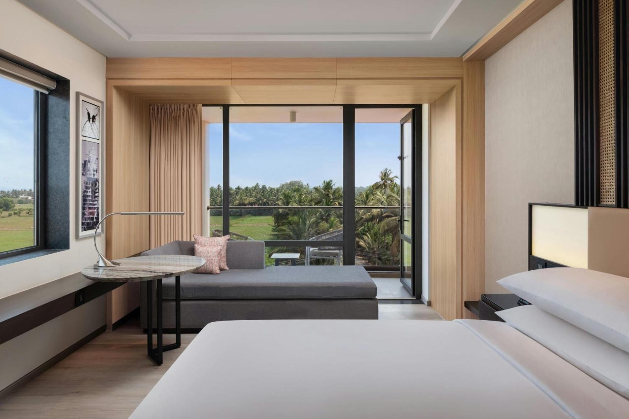 Hotel Courtyard By Marriott Goa Colva Extérieur photo