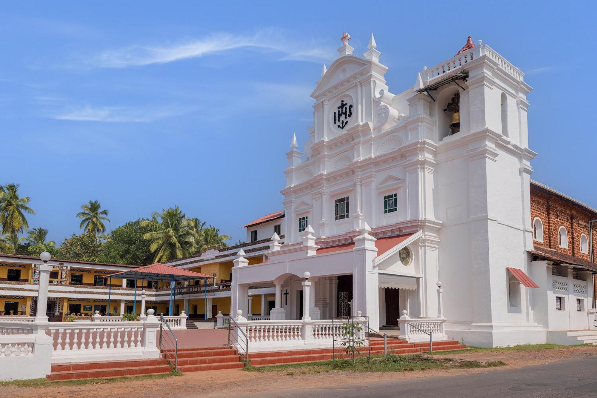 Hotel Courtyard By Marriott Goa Colva Extérieur photo